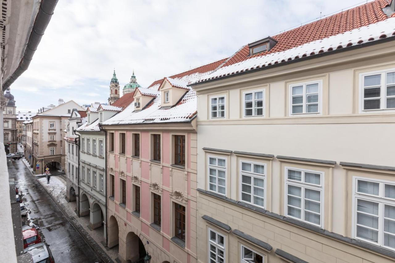 Charles Bridge Royal Apartments - Castle District Praha Exteriér fotografie